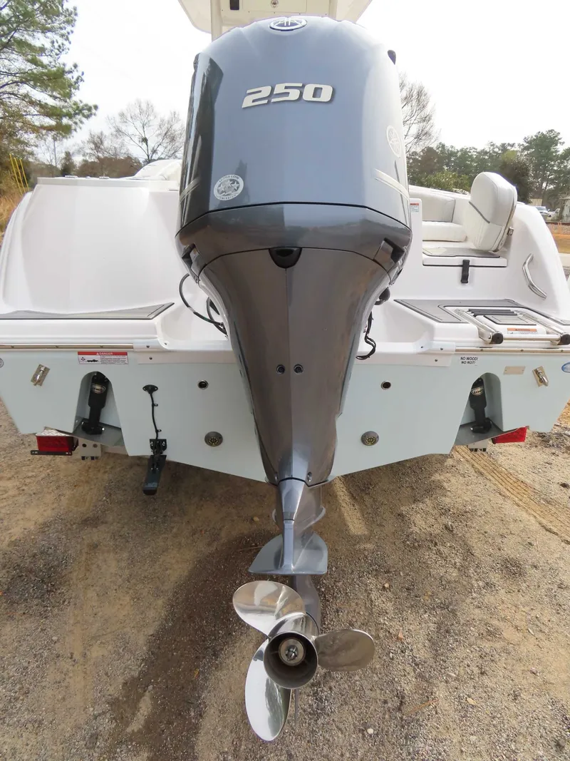 Slide: The Image of Sea Fox 248 Commander 2023 - 26