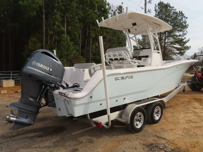 Slide: The Image of Sea Fox 248 Commander 2023 - 29