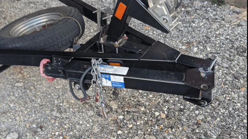 Slide: The Image of Crestliner VT 17 2011 - 13