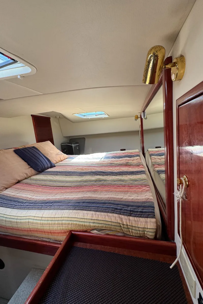 Slide: The Image of Zeta Flybridge Power Catamaran 2001 - 60