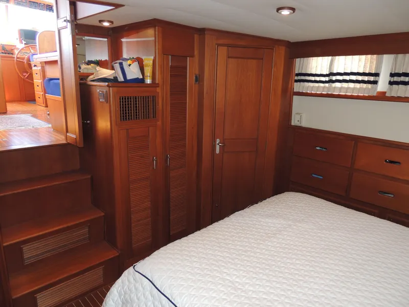 Slide: The Image of Grand Banks 42 Classic 2002 - 54