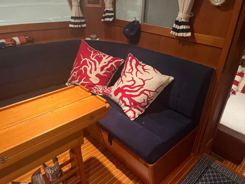 Slide: The Image of Grand Banks 42 Classic 2002 - 70