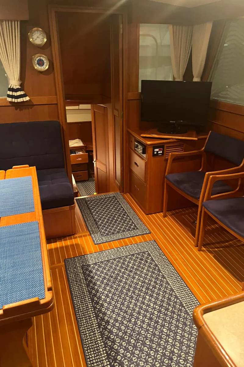 Slide: The Image of Grand Banks 42 Classic 2002 - 88