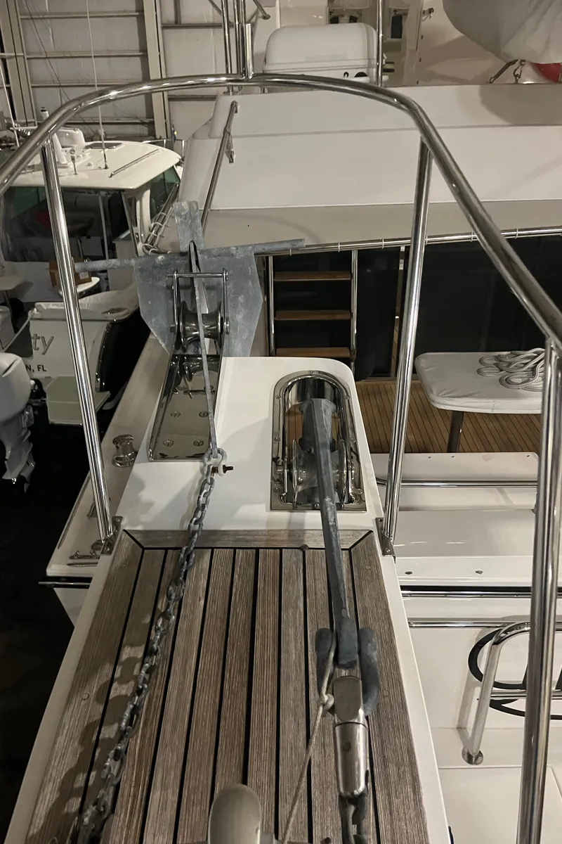 Slide: The Image of Grand Banks 42 Classic 2002 - 90