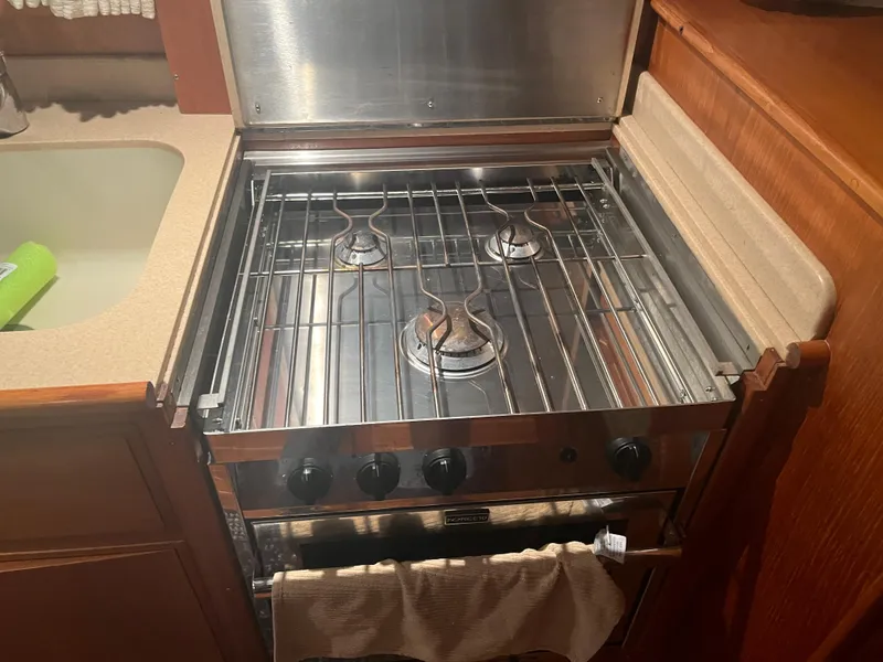 Slide: The Image of Grand Banks 42 Classic 2002 - 97