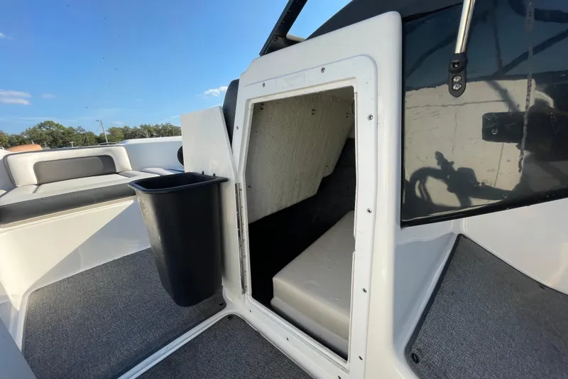 Slide: The Image of Dashboard display of a 2019 Yamaha Boats SX195 showing speed, fuel, and depth. - 28