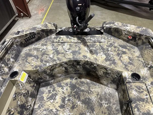 Slide: The Image of Excel 1651 River Warrior W/Tohatsu 60 2026 - 10