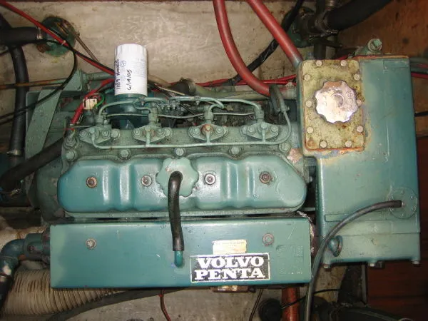 Slide: The Image of Volvo Penta engine in a 1974 Hallberg-Rassy Rasmus 35. - 17
