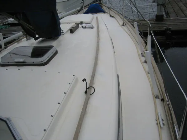 Slide: The Image of Deck of a 1974 Hallberg-Rassy Rasmus 35 sailboat. - 4