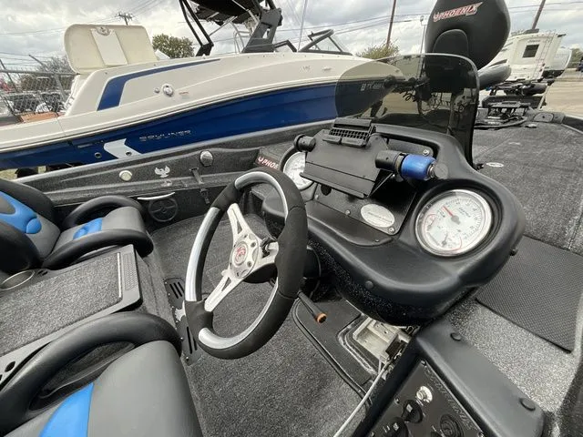 Slide: The Image of Phoenix Bass Boat 920 PRO 2015 - 6