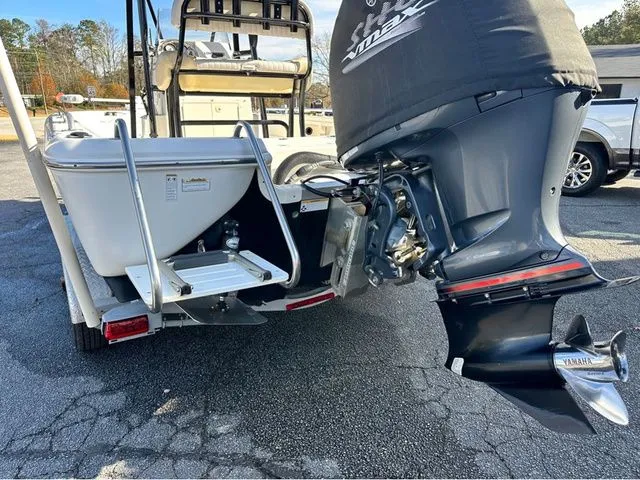 Slide: The Image of NauticStar NauticBay Boat 2200 Tournament 2013 - 6