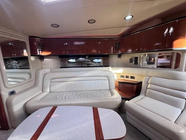 Slide: The Image of Sea Ray Sundancer 460 2002 - 26