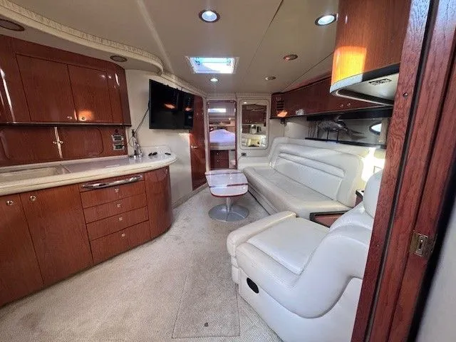 Slide: The Image of Sea Ray Sundancer 460 2002 - 30