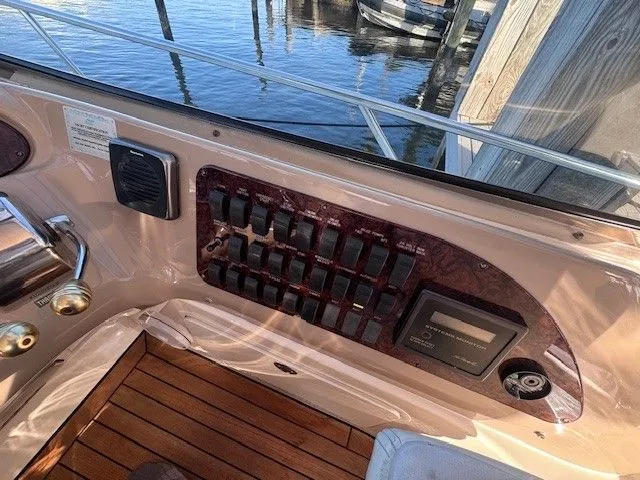 Slide: The Image of Sea Ray Sundancer 460 2002 - 32