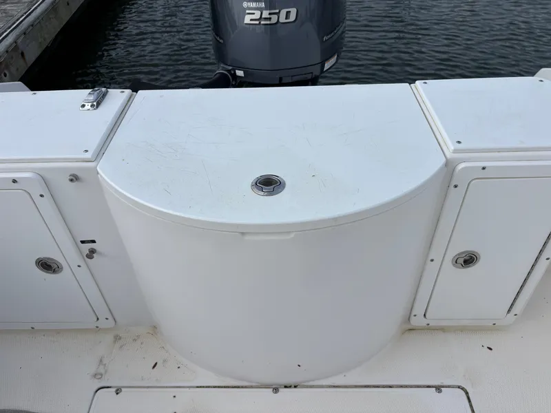 Slide: The Image of Cobia 230 Walkaround 1997 - 26