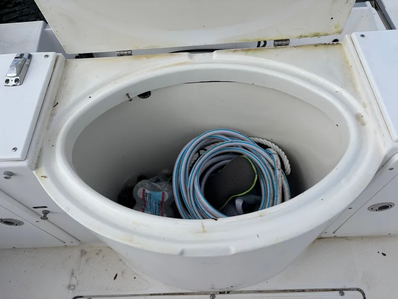 Slide: The Image of Cobia 230 Walkaround 1997 - 27