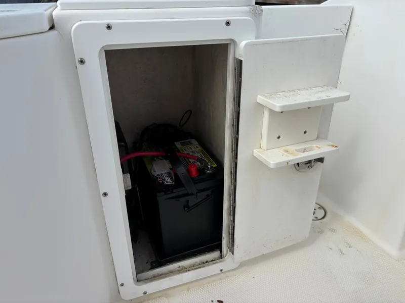 Slide: The Image of Cobia 230 Walkaround 1997 - 29