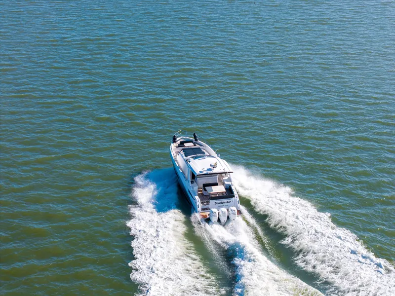 Slide: The Image of Azimut Verve 40 2018 - 11