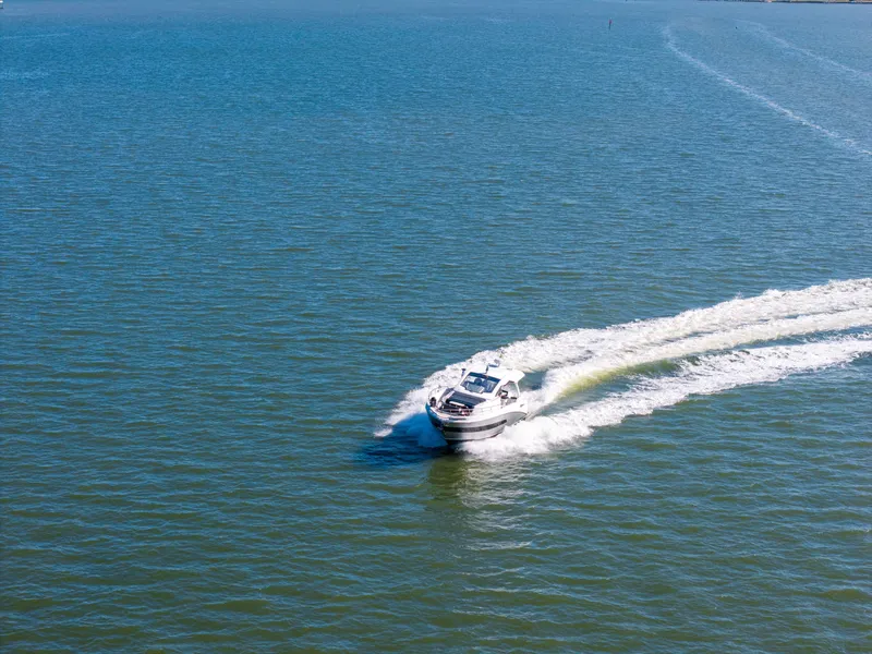 Slide: The Image of Azimut Verve 40 2018 - 12