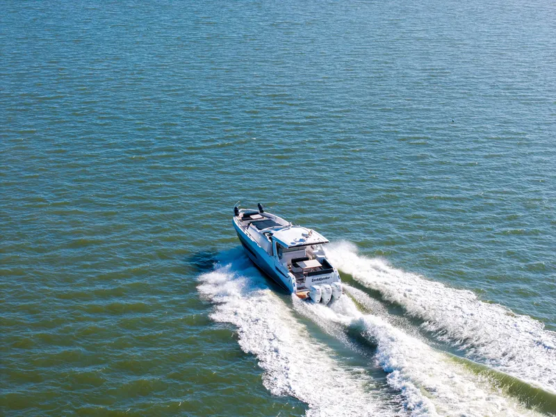 Slide: The Image of Azimut Verve 40 2018 - 15