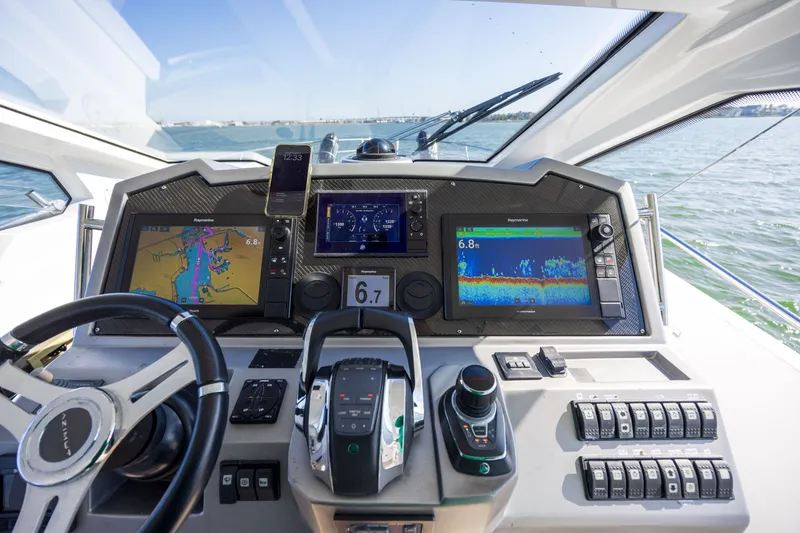 Slide: The Image of Azimut Verve 40 2018 - 20