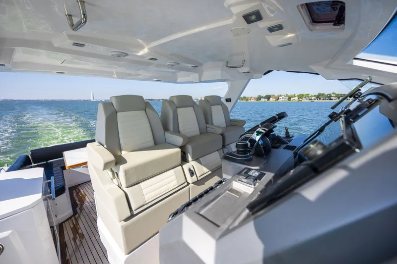 Slide: The Image of Azimut Verve 40 2018 - 21