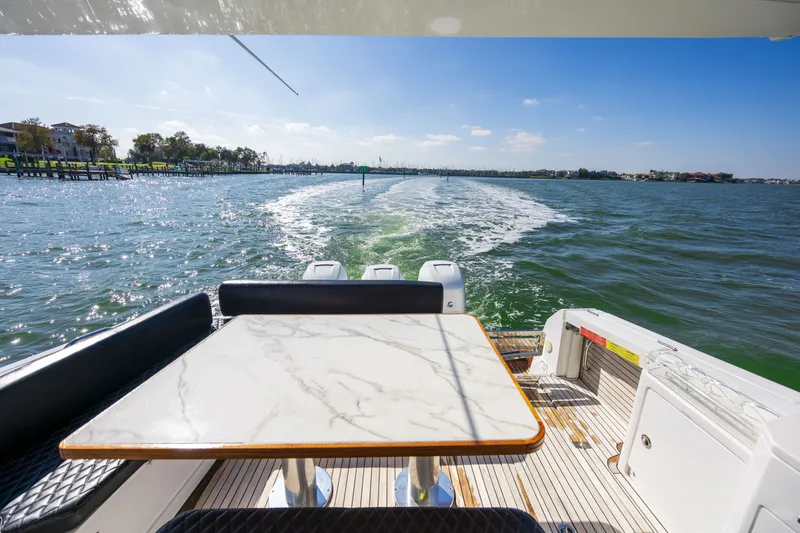 Slide: The Image of Azimut Verve 40 2018 - 24