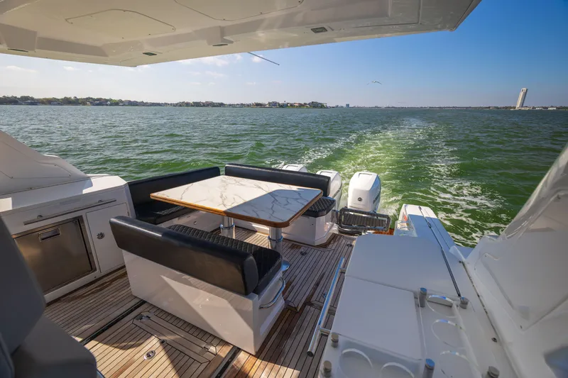 Slide: The Image of Azimut Verve 40 2018 - 28