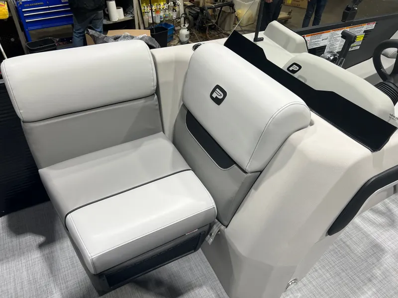 Slide: The Image of Princecraft Sportfisher 21-4S 2026 - 8