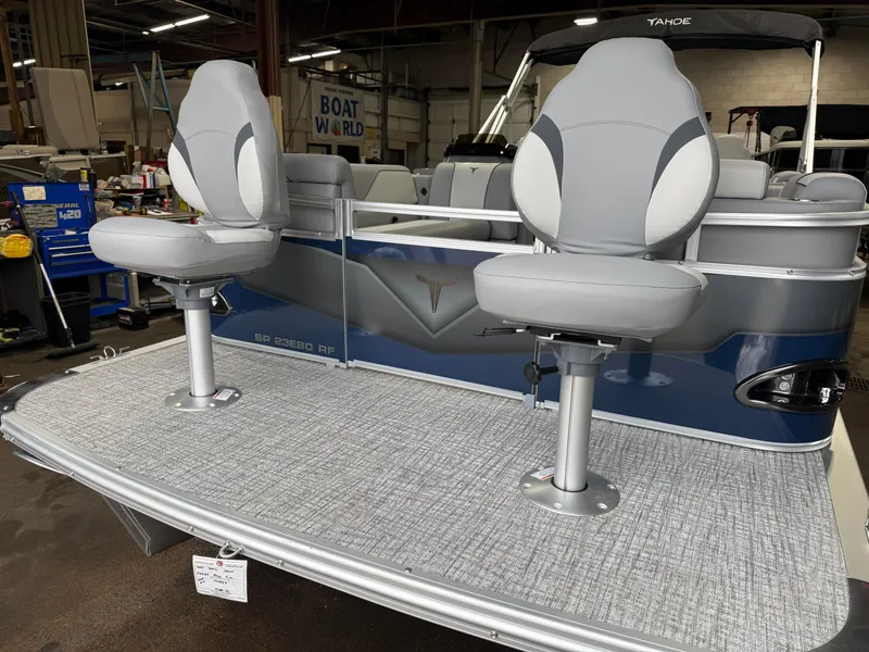 Slide: The Image of Tahoe Sport 23E80 Fish & Cruise Pontoon & Honda 4-Stroke EFI 2026 - 34