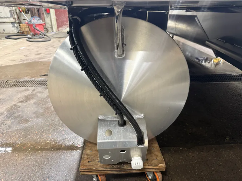 Slide: The Image of Tahoe Sport 23E80 Fish & Cruise Pontoon & Honda 4-Stroke EFI 2026 - 41