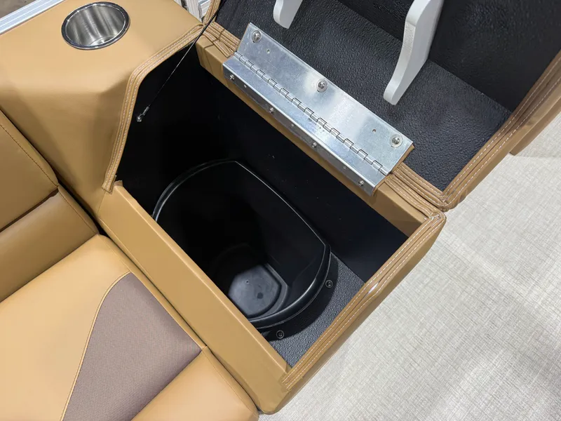 Slide: The Image of Tahoe Sport 2380 Cruise Rear Bench (CRB) & Honda 4-Stroke EFI 2026 - 23