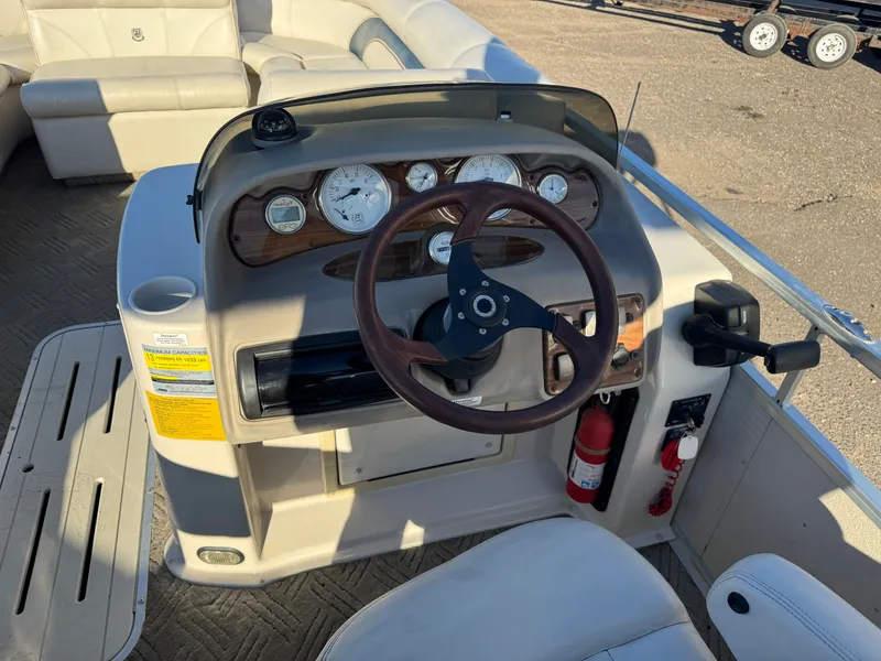 Slide: The Image of Premier 230 Grand Majestic Tri-toon Pontoon & 200HP Honda 4-Stroke EFI 2003 - 17