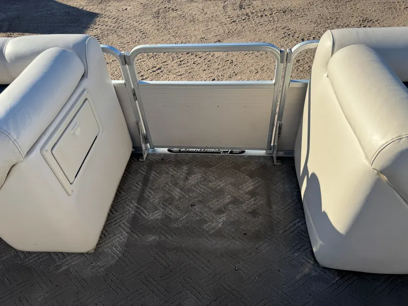 Slide: The Image of Premier 230 Grand Majestic Tri-toon Pontoon & 200HP Honda 4-Stroke EFI 2003 - 18