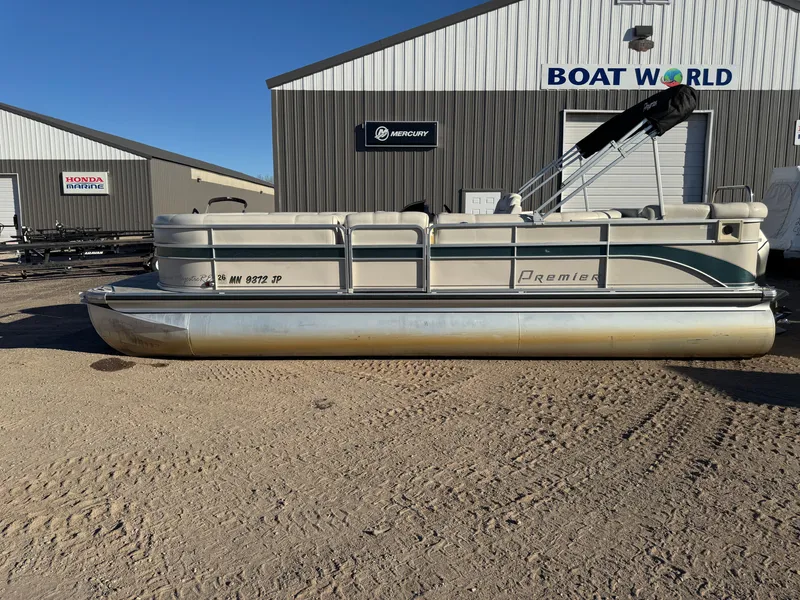 Slide: The Image of Premier 230 Grand Majestic Tri-toon Pontoon & 200HP Honda 4-Stroke EFI 2003 - 28
