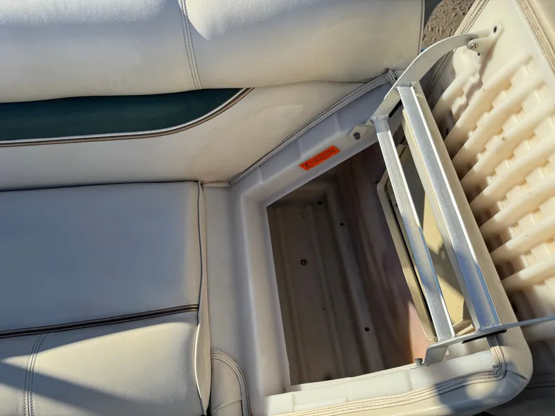 Slide: The Image of Premier 230 Grand Majestic Tri-toon Pontoon & 200HP Honda 4-Stroke EFI 2003 - 32