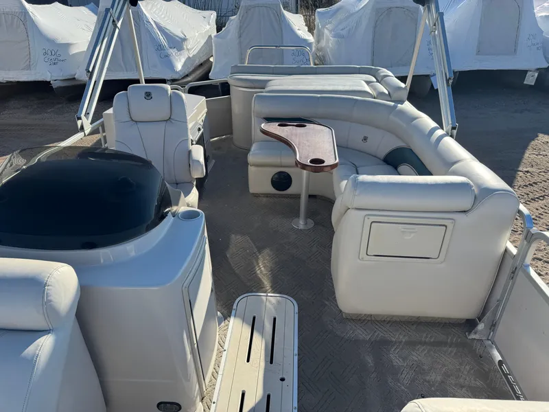 Slide: The Image of Premier 230 Grand Majestic Tri-toon Pontoon & 200HP Honda 4-Stroke EFI 2003 - 5