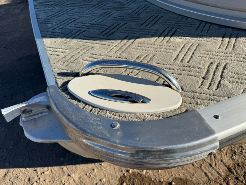 Slide: The Image of Premier 230 Grand Majestic Tri-toon Pontoon & 200HP Honda 4-Stroke EFI 2003 - 59