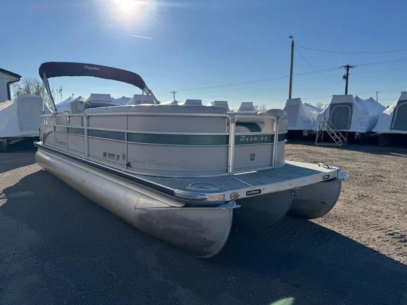 Slide: The Image of Premier 230 Grand Majestic Tri-toon Pontoon & 200HP Honda 4-Stroke EFI 2003 - 78