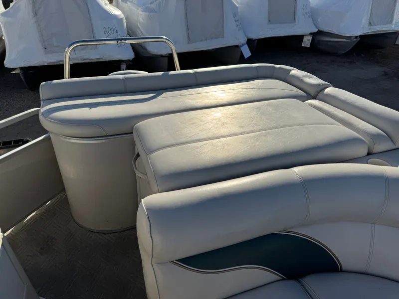 Slide: The Image of Premier 230 Grand Majestic Tri-toon Pontoon & 200HP Honda 4-Stroke EFI 2003 - 8