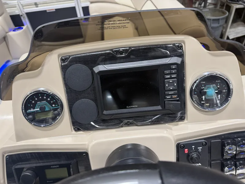 Slide: The Image of Tahoe Sport 2385 VRB Swingback Tritoon $47995 2026 - 13