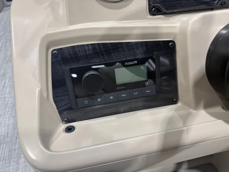 Slide: The Image of Tahoe Sport 200HP VRB 2385 Swingback Tritoon 2026 - 12