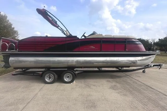 Slide: The Image of 2015 Bennington 2350 QCL pontoon boat on trailer, side view. - 3