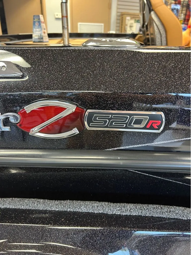 Slide: The Image of Ranger Z520R 2026 - 4