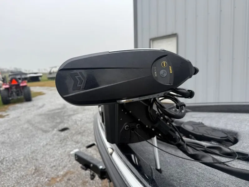 Slide: The Image of Phoenix Bass Boat 819 ZXL 2026 - 6