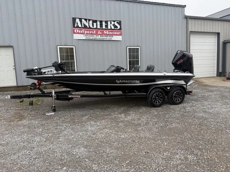 Slide: The Image of Phoenix Bass Boat 819 ZXL 2026 - 8