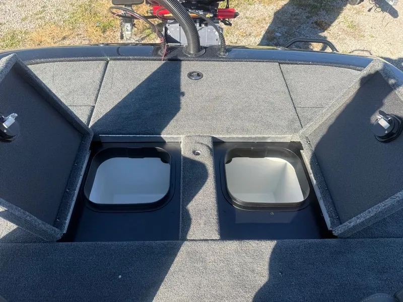 Slide: The Image of Skeeter ZX200 2026 - 22