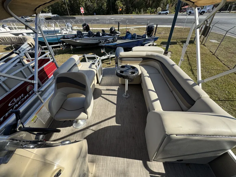 Slide: The Image of Sweetwater SW 206 CL 2018 - 17