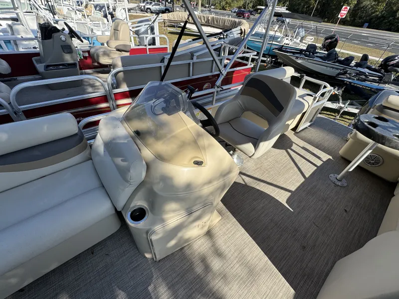 Slide: The Image of Sweetwater SW 206 CL 2018 - 18