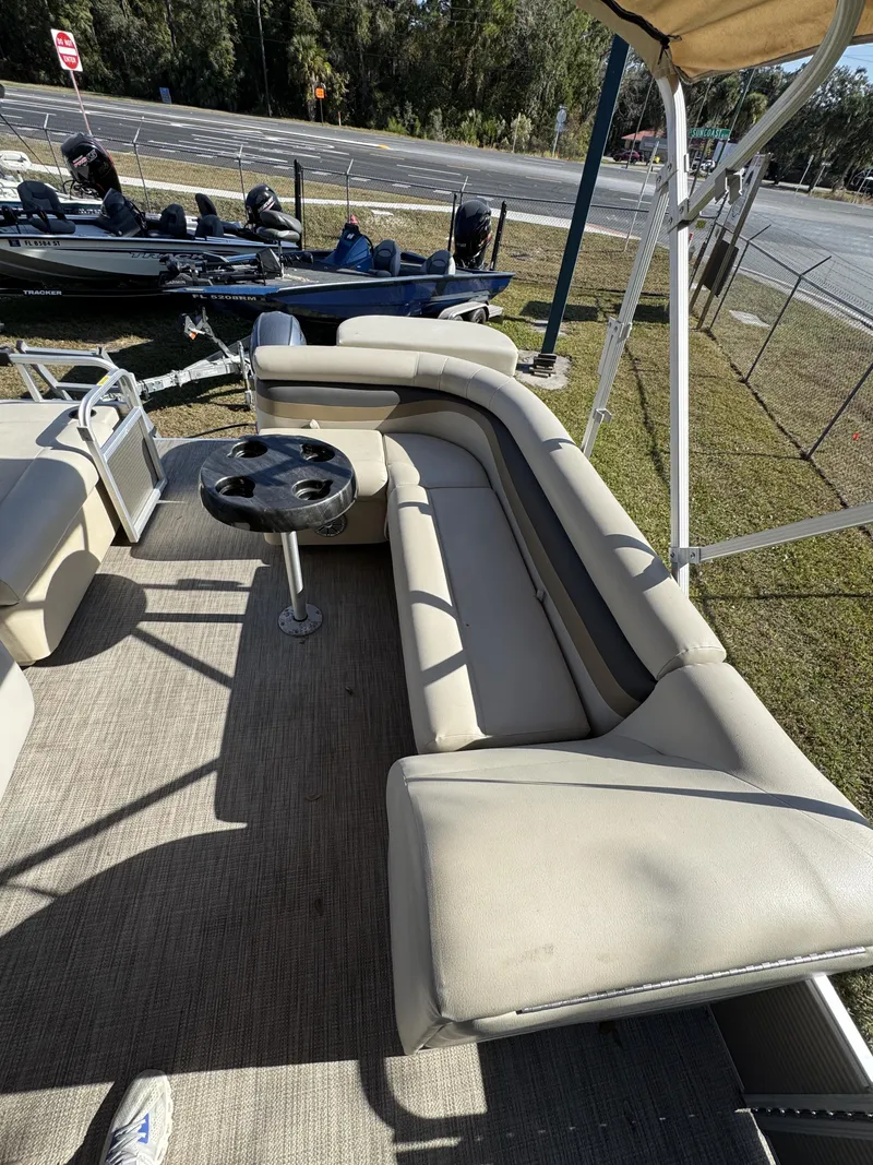 Slide: The Image of Sweetwater SW 206 CL 2018 - 21